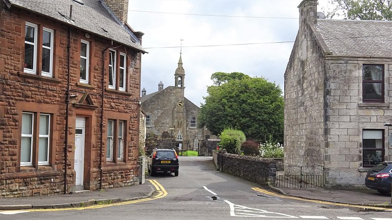 Stewarton and St Columba's Parish Church by Rosser1954