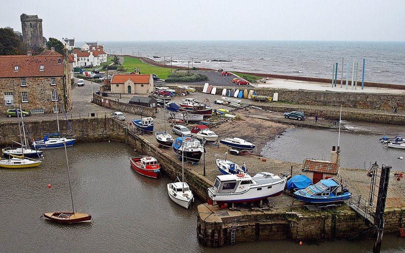 Dysart Harbour, Fife by Gordon Ednie