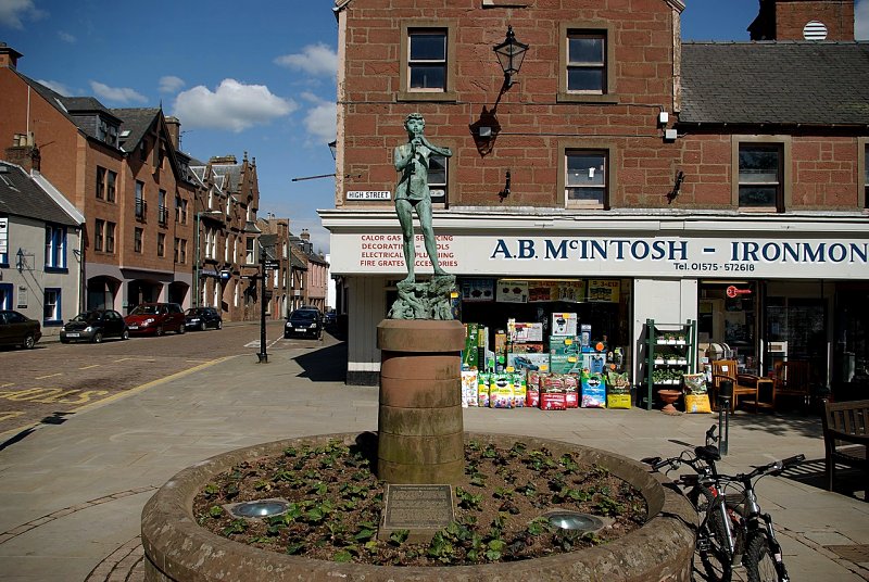 Peter Pan Statue in Kirriemuir by Nick Birse