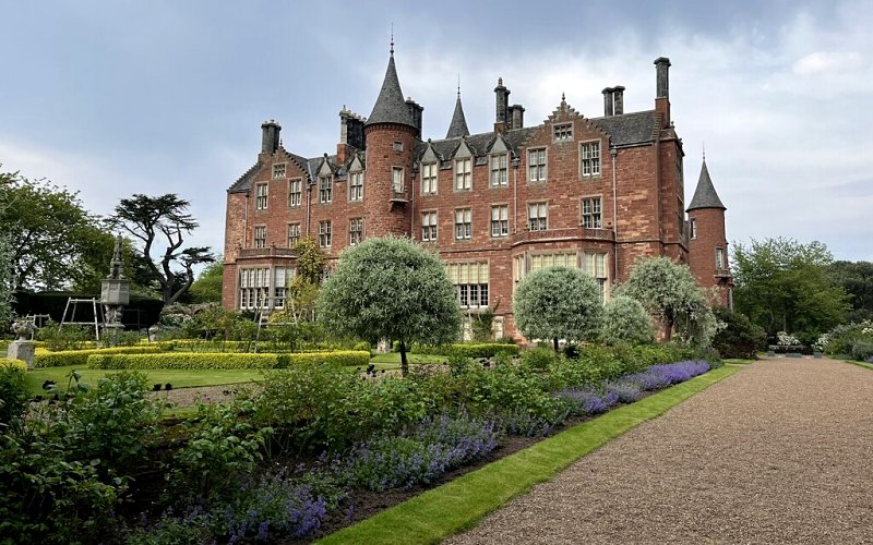 Tyninghame House by Rosie KL