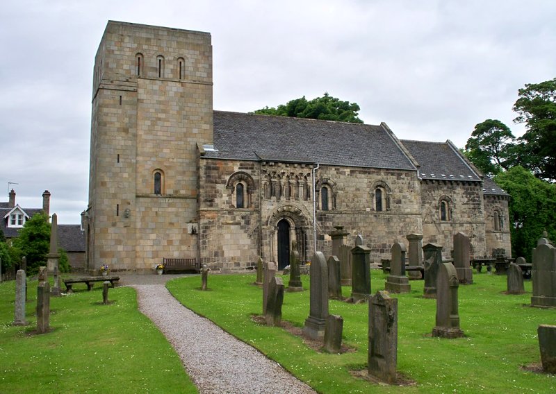 Dalmeny Kirk by Mr H