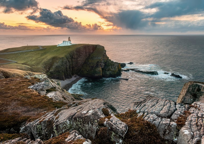 Stoer Head Lighthouse by Siegfried Makedanz