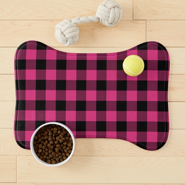 Bright pink buffalo plaid pet mat