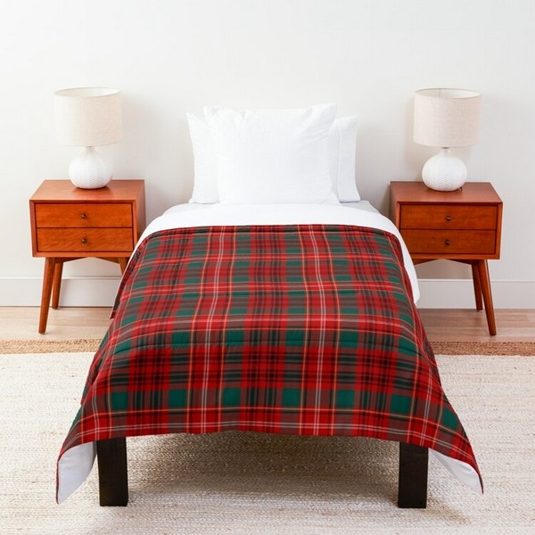 Ainslie tartan comforter