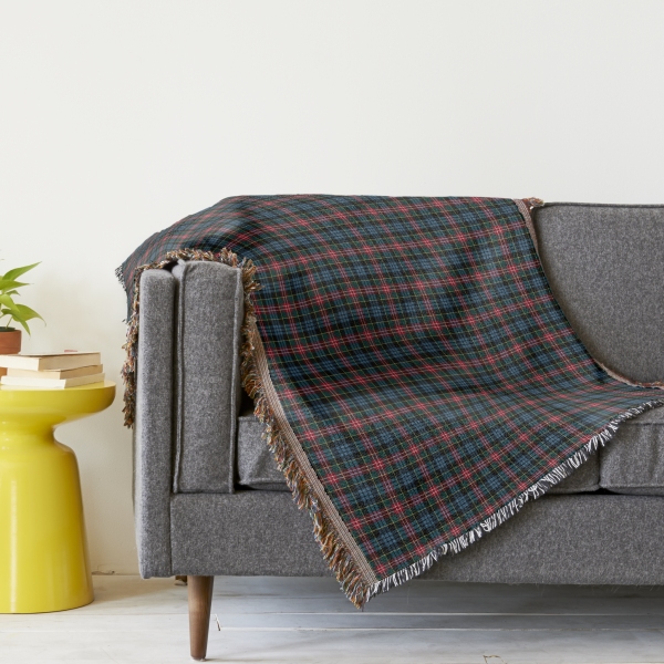 Comyn tartan throw blanket