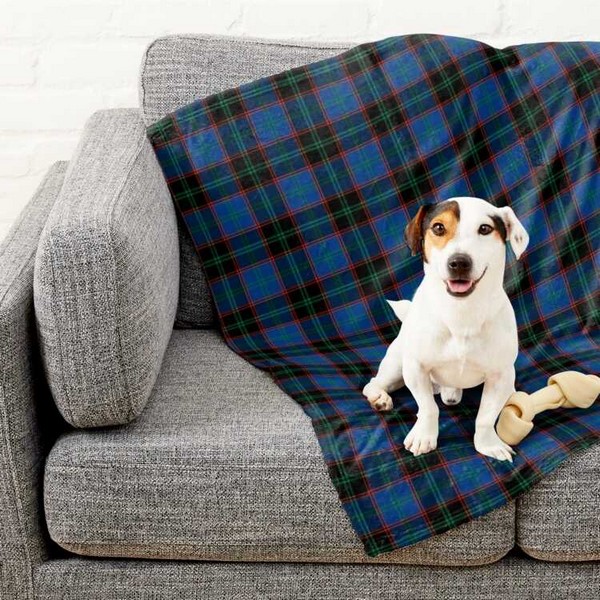 Hume tartan pet blanket