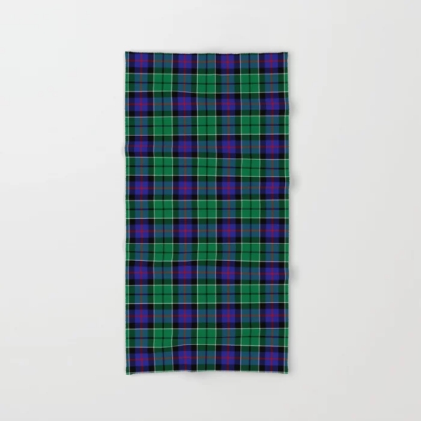 Leslie tartan bath towels