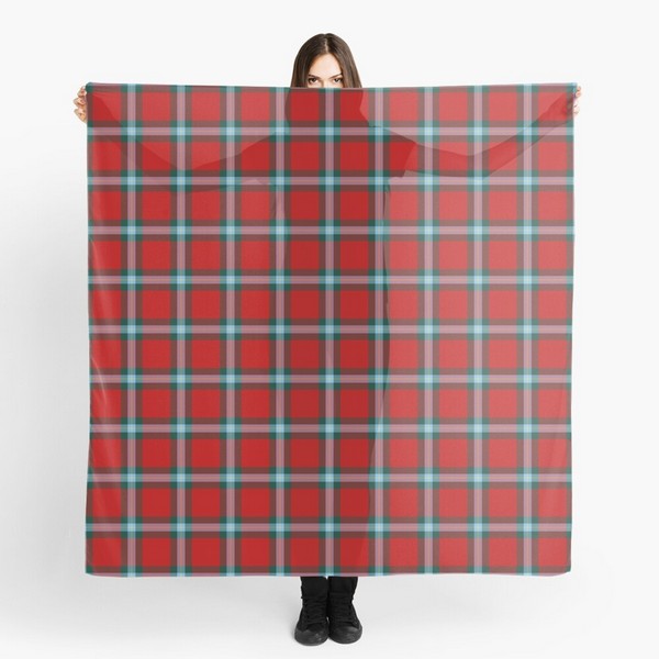 MacLaine tartan scarf