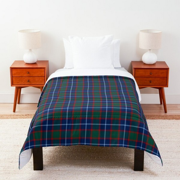 MacNab tartan comforter