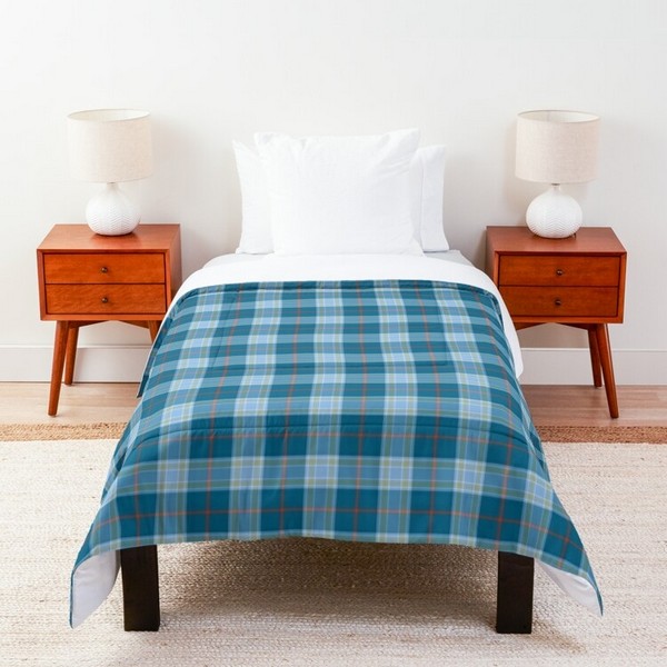 Musselburgh District tartan comforter