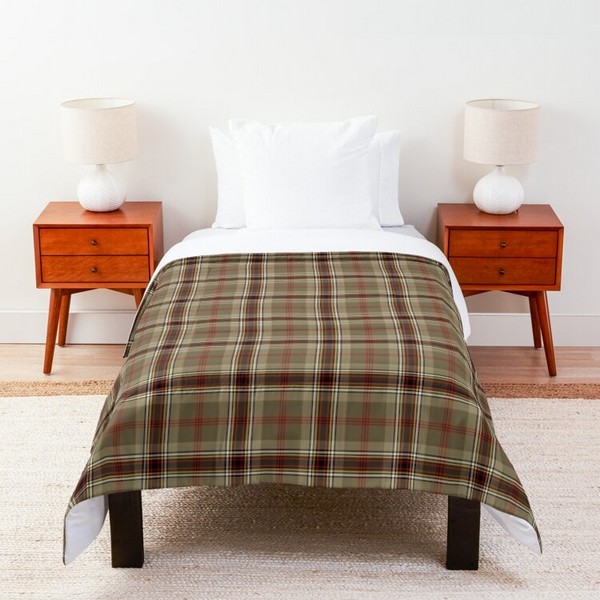 O'Keefe tartan comforter