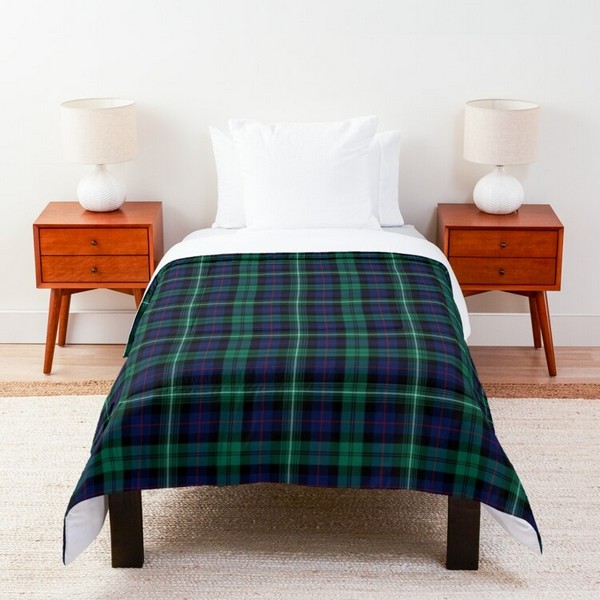 Agnew tartan comforter