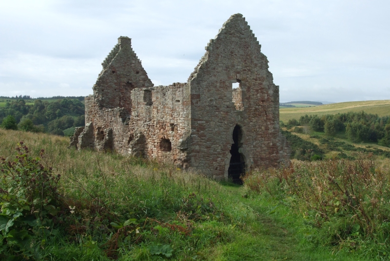 Crichton Castle by pudina